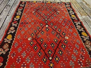 Sarkoy_Kilim01.jpg