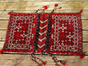 Vintage_Baluch_Tribal_SaddleBag11.jpg