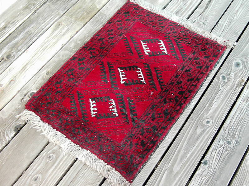 Antique_Baluch_Timuri_Rug09.jpg