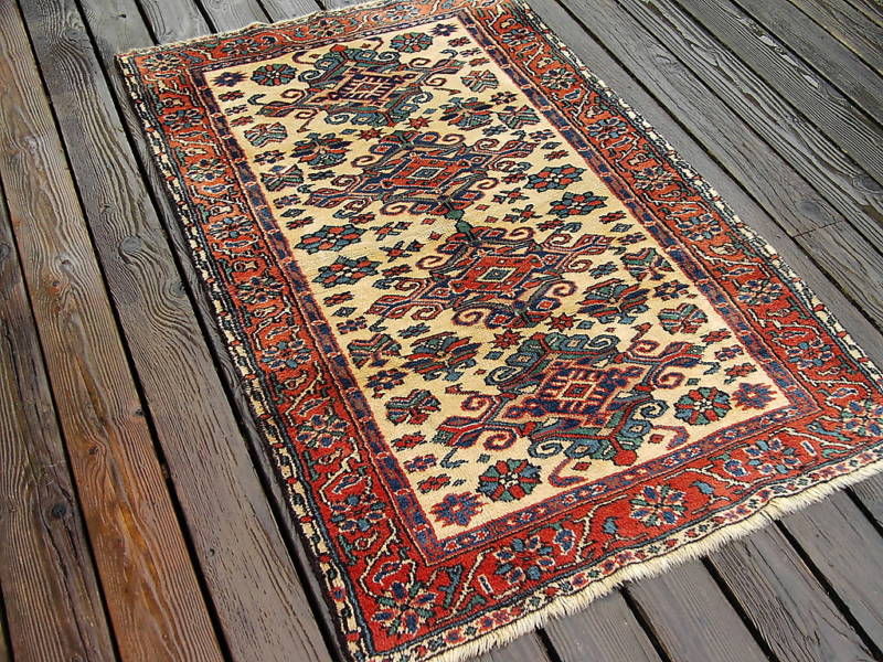 Eastern_Turkish_Sivas_Rug_A07.jpg